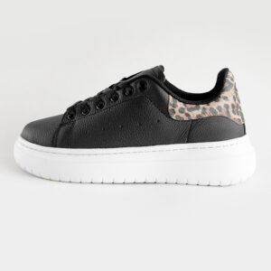 ZAPATILLAS DE MUJER MODELO GOLD NEGRO Y BLANCO